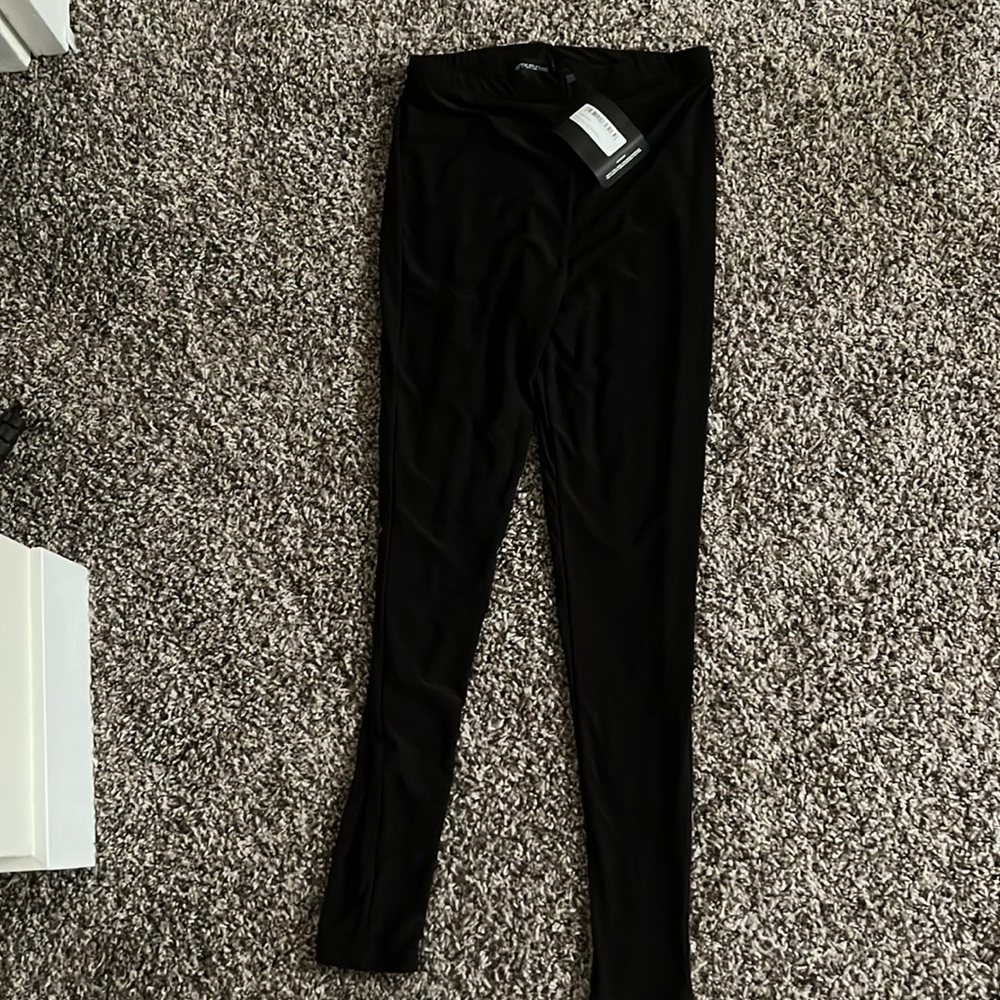 Pretty Little Thing Leggings